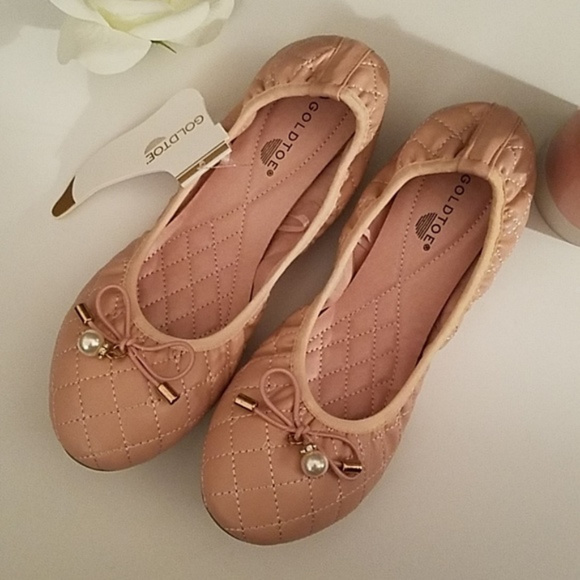 LAST ONE,,,,,,Gold Toe Blush Shoes - Picture 2 of 7